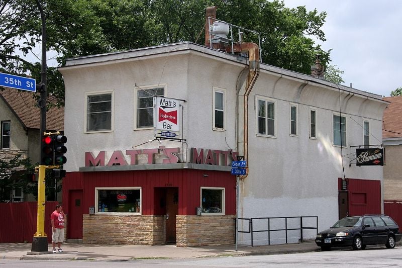 Matt's bar