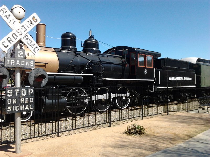 Train in McCormick-Stillman Railroad Park