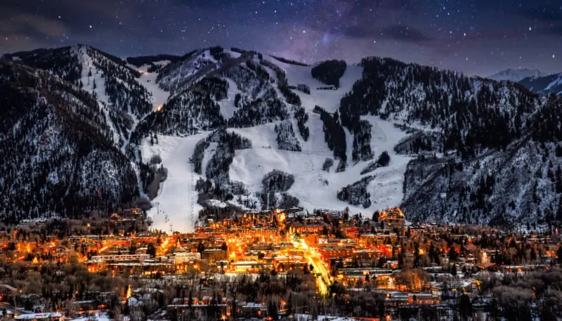 Aspen City Lights in front of Ski Resort