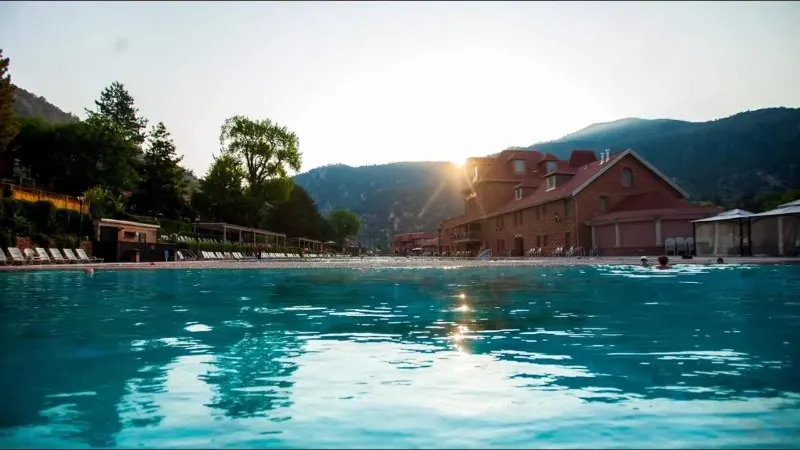 Glenwood Hot Springs Resort Pool