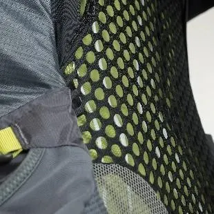 Osprey Men’s Atmos 65 AG Backpack Side Net