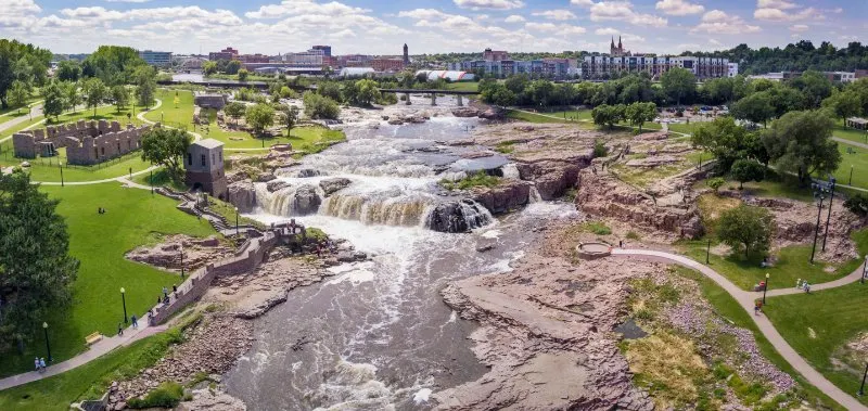 16 Best Hotels in Sioux Falls